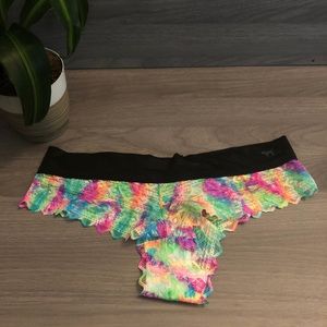 - Nwt! Victoria Secret PINK underwear Large